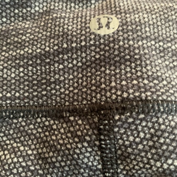 Lululemon Grey Speckled Leggings - Picture 2 of 3